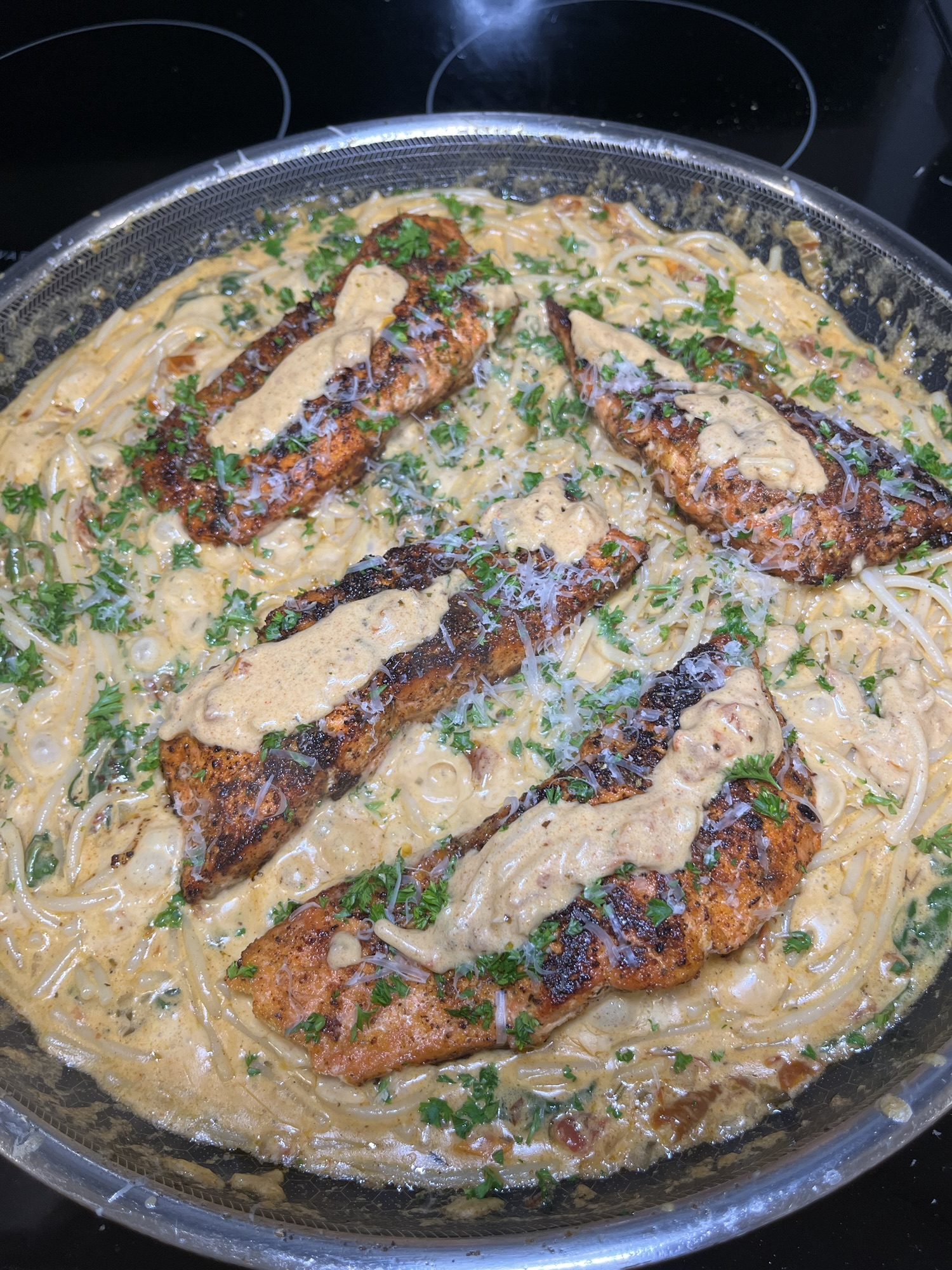 Marry Me Salmon Pasta - Alex Rios Cooks